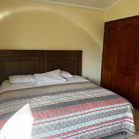 Casa De Lizamaria Apartment Manzanillo Bagian luar foto